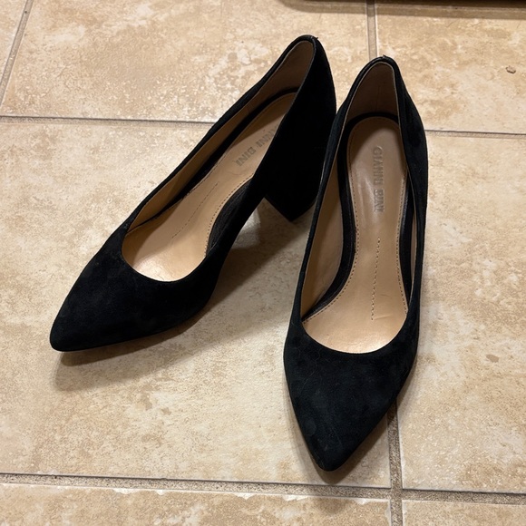 Gianni Bini Shoes - Gianni Bini Black Suede Heels